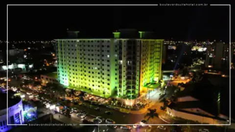 Tudo no Boulevard Suite Hotel